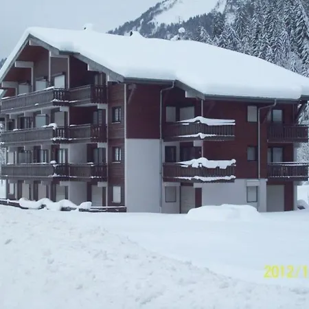 Apartment 2 Pieces Avec Terrasse, Proche Commodites Et Navettes, 4 Pers, Wifi, Parking, - Fr-1-676-187 *